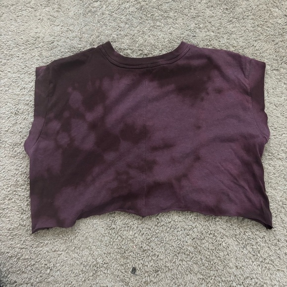 Burgundy Fairy Top with Wooden Beads and Golden Rings - Picture 8 of 8